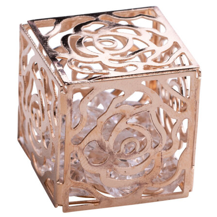 Cubi di forme metalliche brillanti