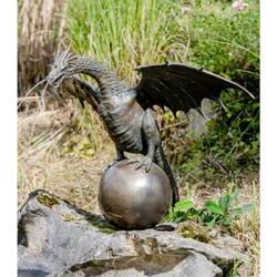 Drachenvogel Farina auf Kugel, wsp. 110x70xH65cm, ½ Wasseranschluss