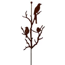 Plantation d'oiseaux sur branches avec boule
